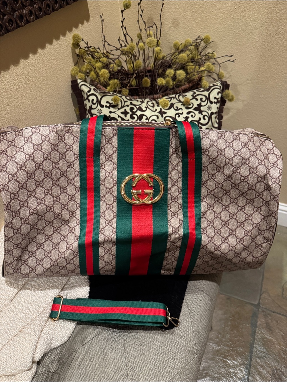 NEW Gucci Monogram Duffle Bag